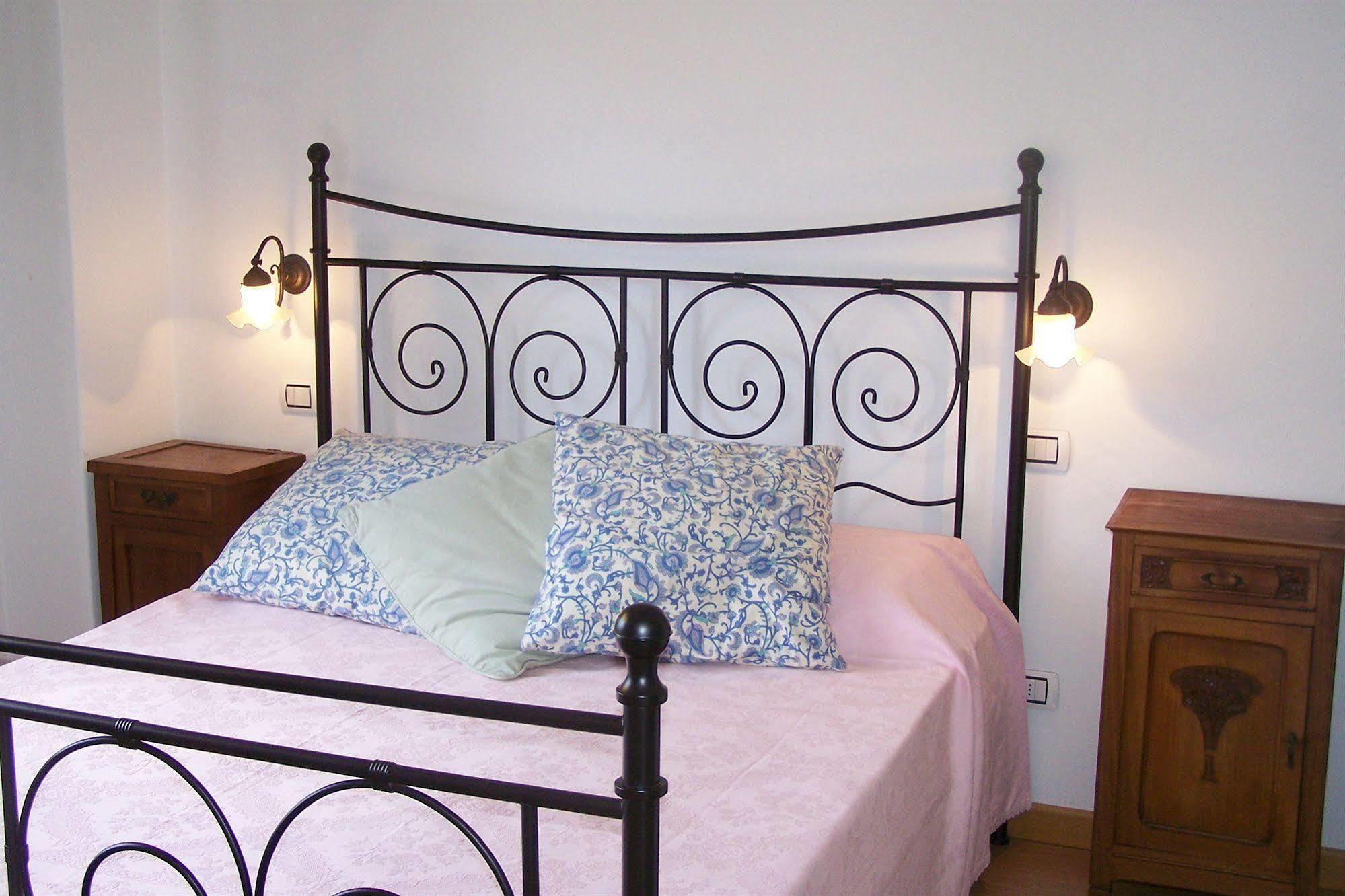 Couette-café Torre Lara Belgirate
